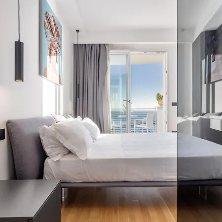 Hibrido Boutique & Hotell 3*
