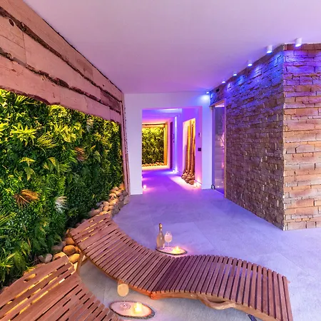 Hotell Hibrido Boutique & 3*