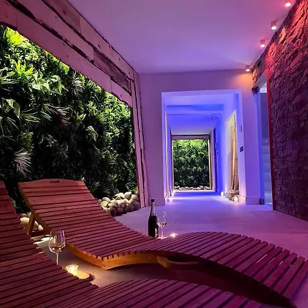 Hibrido Boutique & 3* Sciacca