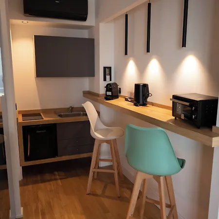 Hibrido Boutique & Hotell 3*